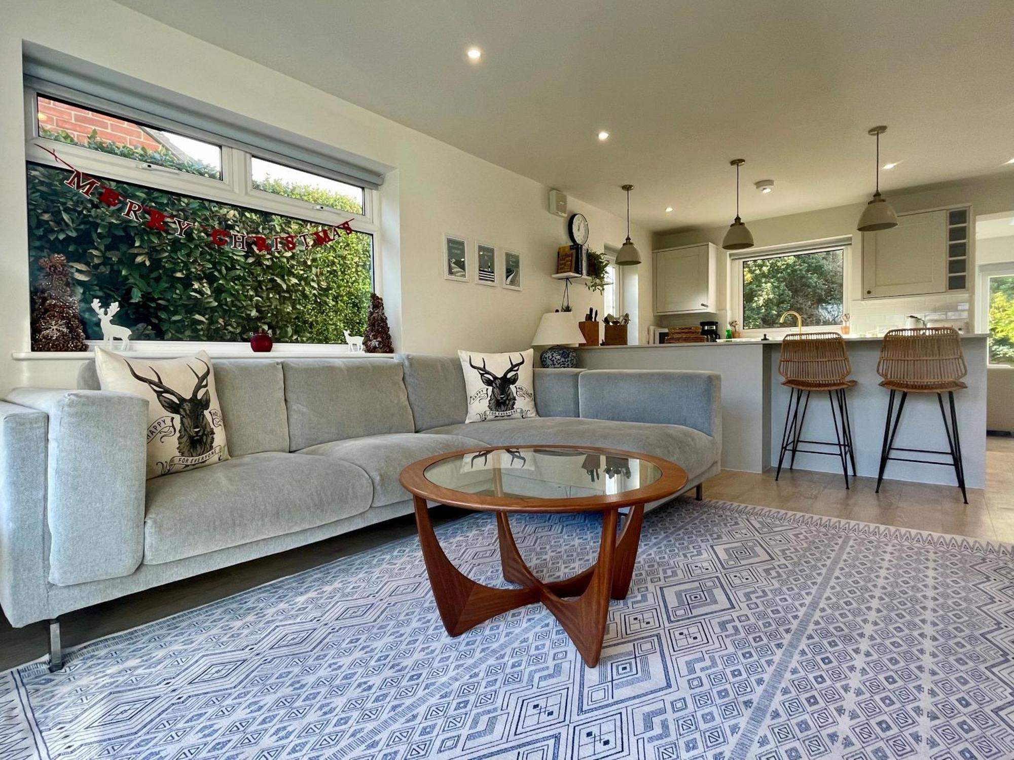 Seafeathers - Luxury Holiday Home With Sea Views Overcombe ภายนอก รูปภาพ