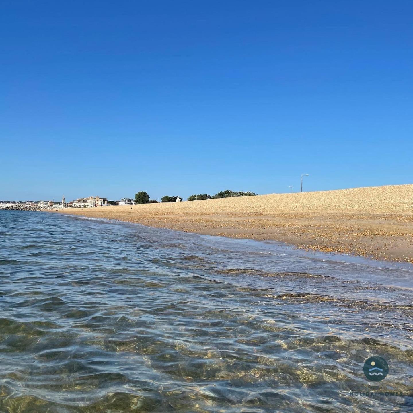 Seafeathers - Luxury Holiday Home With Sea Views Overcombe ภายนอก รูปภาพ